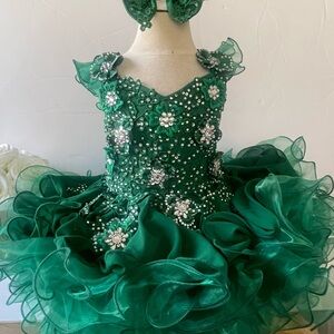 Girls glitz pageant cupcake holiday dress in Kelly emerald green beautiful!